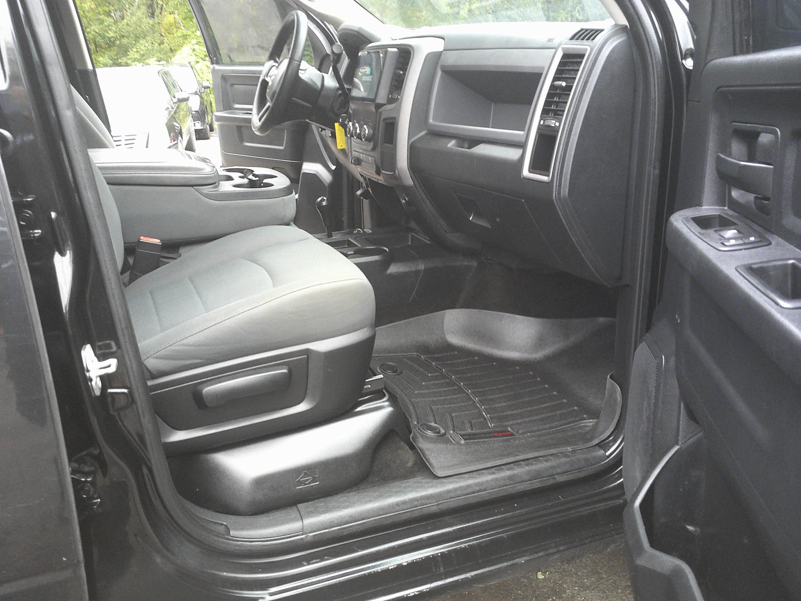 Used 2015 RAM 2500 Tradesman w/ Popular Equipment Group AWD/4WD image 15