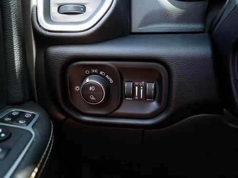 Used 2024 RAM 2500 Laramie w/ Safety Group AWD/4WD image 32