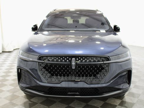 Certified 2024 Lincoln Nautilus Reserve w/ Equipment Group 202A image 43