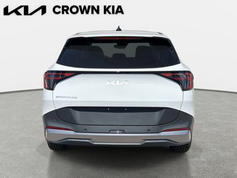 New 2026 Kia Sportage EX FWD image 6