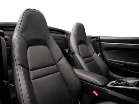 Used 2023 Porsche 911 Carrera S RWD image 37