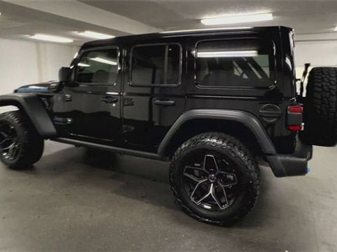Used 2024 Jeep Wrangler Unlimited Rubicon 4xe w/ Convenience Group image 6