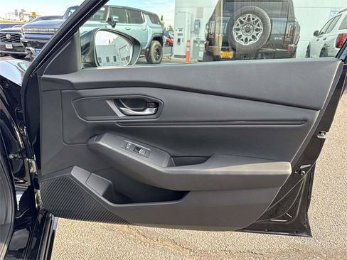 Certified 2025 Honda Accord EX-L image 6