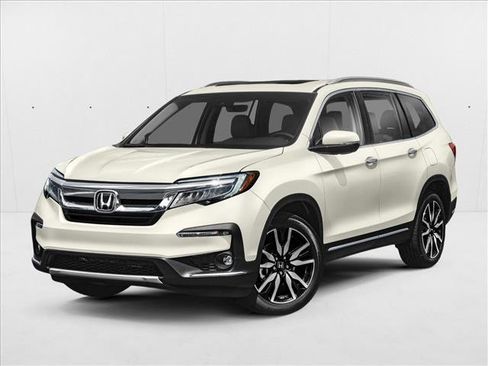 Used 2019 Honda Pilot Touring image 1