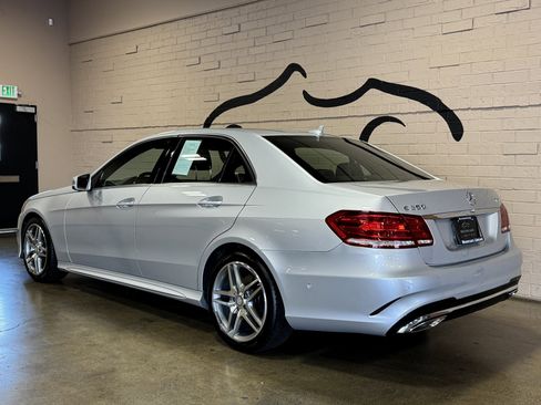 Used 2014 Mercedes-Benz E 350 4MATIC Sedan image 8