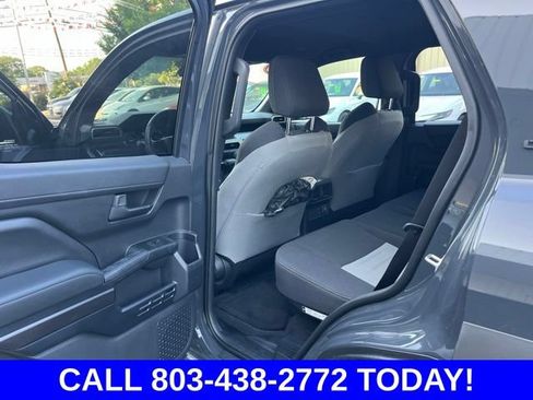 Used 2025 Toyota 4Runner TRD Off-Road AWD/4WD image 10