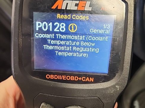 Used 2021 Ford EcoSport Titanium image 5