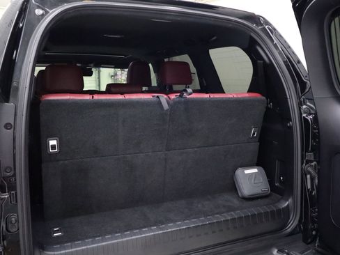 Used 2022 Lexus GX 460 Luxury image 28