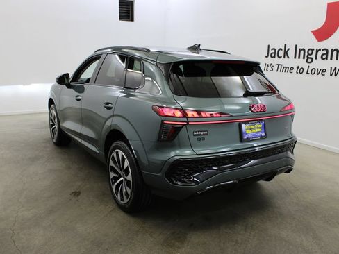 New 2026 Audi Q3 quattro 2.0T AWD/4WD image 3