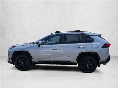 Certified 2024 Toyota RAV4 SE AWD/4WD image 9