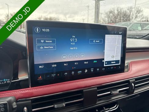Used 2025 Lincoln Corsair Grand Touring w/ Rear Removable Package Tray AWD/4WD image 32