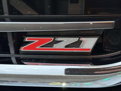 Used 2018 Chevrolet Silverado 2500 LT w/ All Star Edition image 9