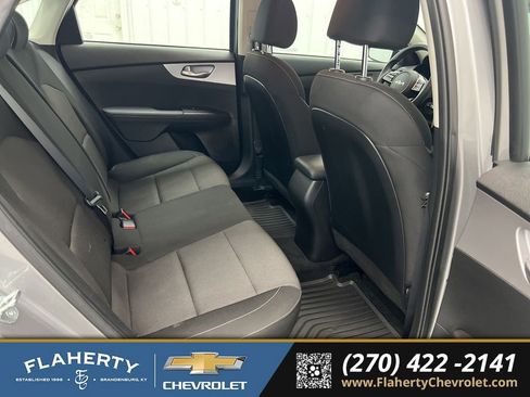 Used 2023 Kia Forte LXS w/ LXS Technology Package image 13