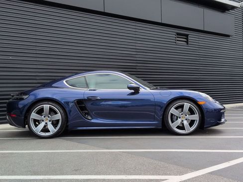 Certified 2025 Porsche 718 Cayman image 8