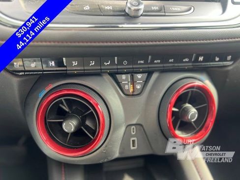 Used 2023 Chevrolet Blazer RS w/ Enhanced Convenience Package image 16