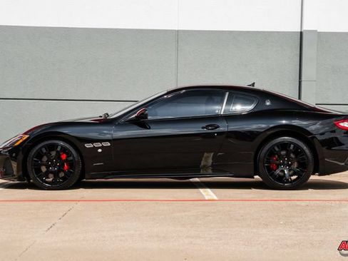 Used 2018 Maserati GranTurismo Sport RWD image 33