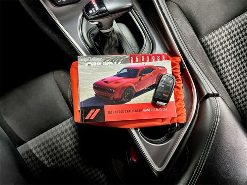 Used 2021 Dodge Challenger SXT w/ Blacktop Package image 11