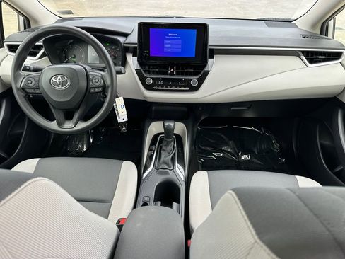 Used 2024 Toyota Corolla LE FWD image 14