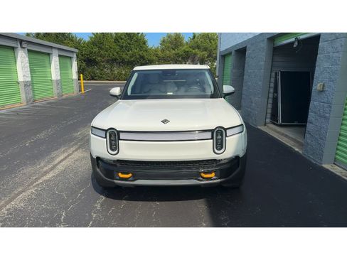 Used 2024 Rivian R1T Adventure AWD/4WD image 6