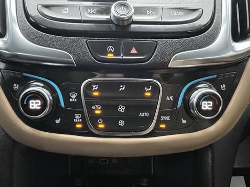 Certified 2024 Chevrolet Equinox Premier image 38