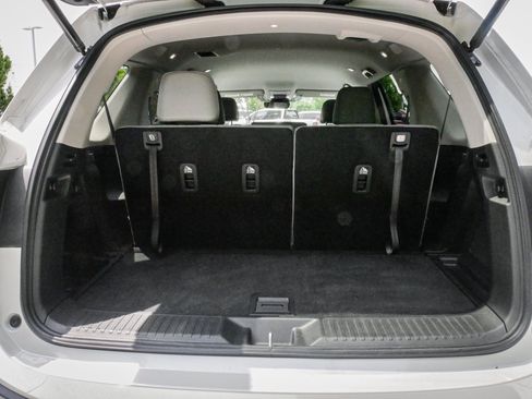 Used 2025 Honda Pilot EX-L image 31