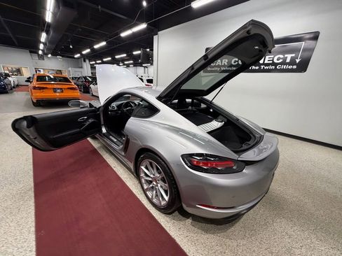 Used 2019 Porsche 718 Cayman RWD image 52