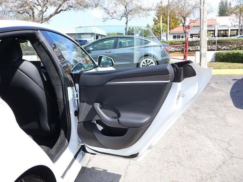 Used 2023 Tesla Model S Standard Range AWD/4WD image 27