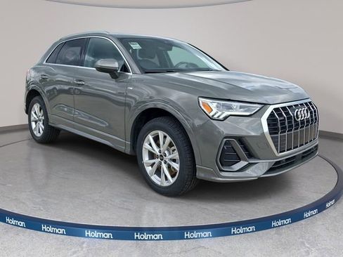 Used 2025 Audi Q3 2.0T Premium AWD/4WD image 4