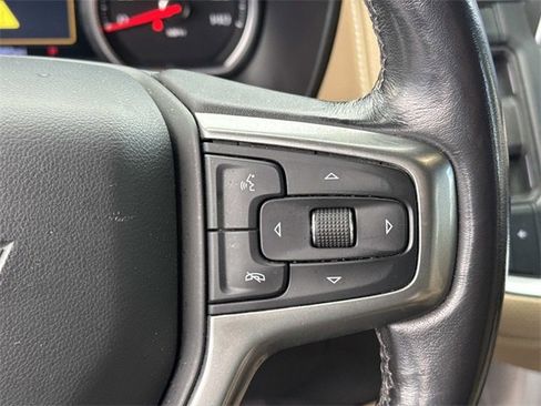 Used 2021 Chevrolet Suburban Premier w/ Premium Package image 30