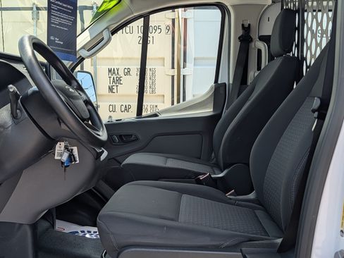 Used 2025 Ford Transit 250 Low Roof w/ Exterior Upgrade Package RWD image 18