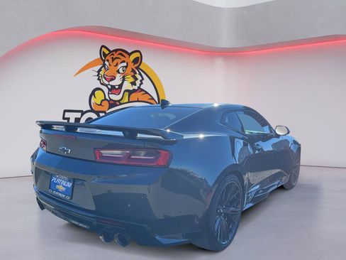 Used 2017 Chevrolet Camaro ZL1 image 5