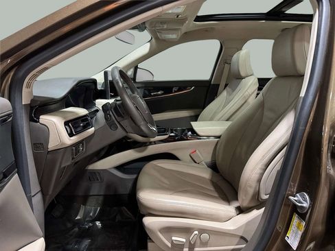 Certified 2022 Lincoln Nautilus Reserve AWD/4WD image 5
