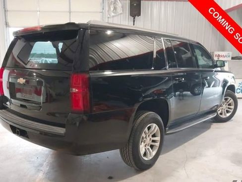 Used 2017 Chevrolet Suburban LS w/ Skid Plate Package AWD/4WD image 4