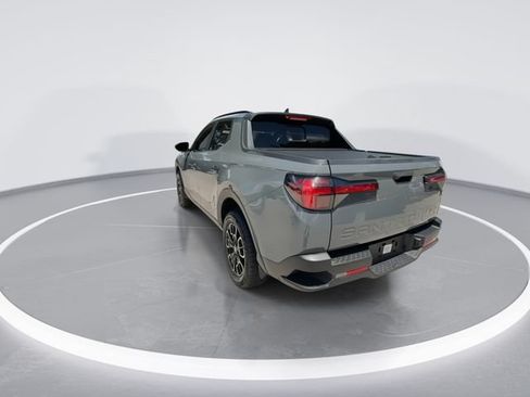 Used 2022 Hyundai Santa Cruz SEL w/ Activity Package FWD image 6