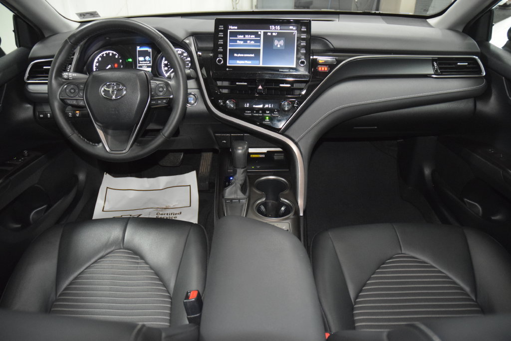 Used 2023 Toyota Camry SE w/ Cold Weather Package FWD image 26