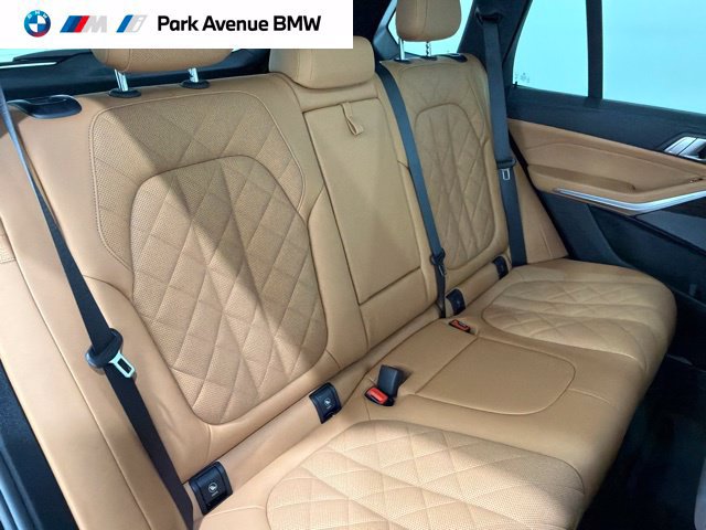 Certified 2024 BMW X5 xDrive40i w/ Premium Package AWD/4WD image 22