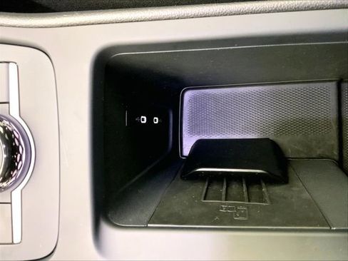 Used 2025 Volkswagen Tiguan S w/ 18" Wheel Package image 32