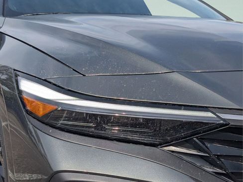 Used 2026 Hyundai Elantra Sport image 16