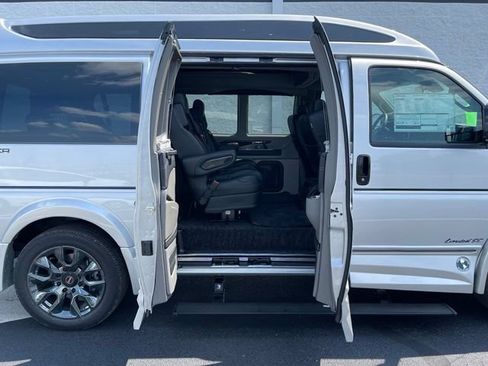 New 2026 GMC Savana 2500 w/ Driver Convenience Package RWD image 7
