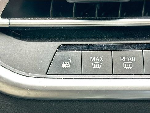 Used 2020 BMW X5 xDrive40i w/ Premium Package AWD/4WD image 21