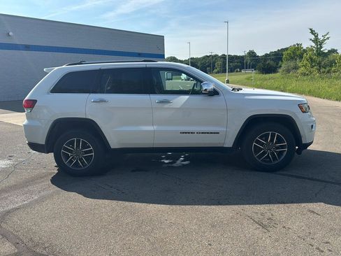 Used 2020 Jeep Grand Cherokee Limited AWD/4WD image 6