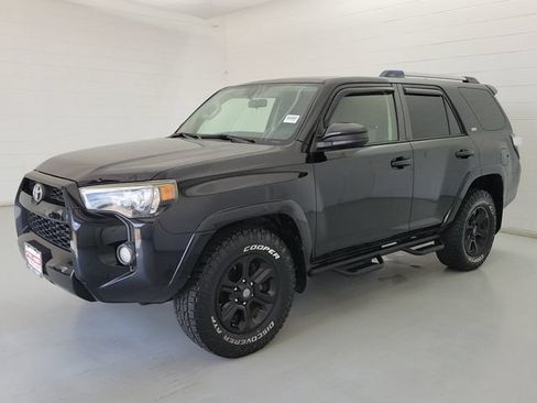 Used 2019 Toyota 4Runner SR5 RWD image 1