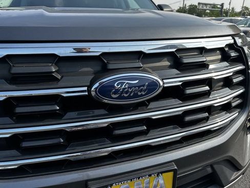 Certified 2025 Ford Explorer Active AWD/4WD image 10