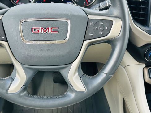 Used 2023 GMC Acadia Denali w/ Denali Ultimate Package image 25