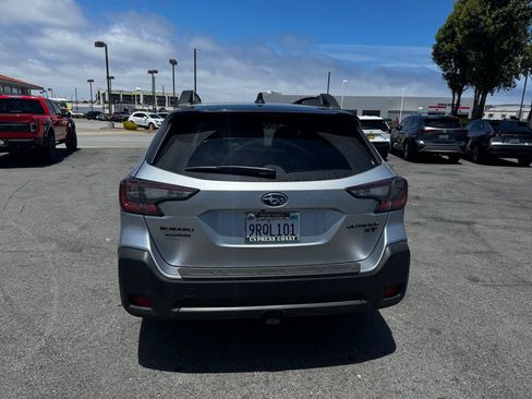 Used 2025 Subaru Outback Onyx Edition XT AWD/4WD image 5
