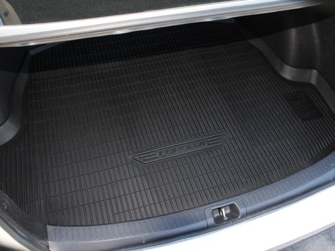 Used 2023 Toyota Corolla LE image 8