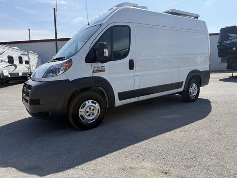 Used 2014 RAM ProMaster 2500 w/ Interior Convenience Group FWD image 7