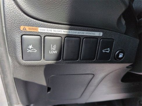 Used 2020 Mitsubishi Outlander GT image 19