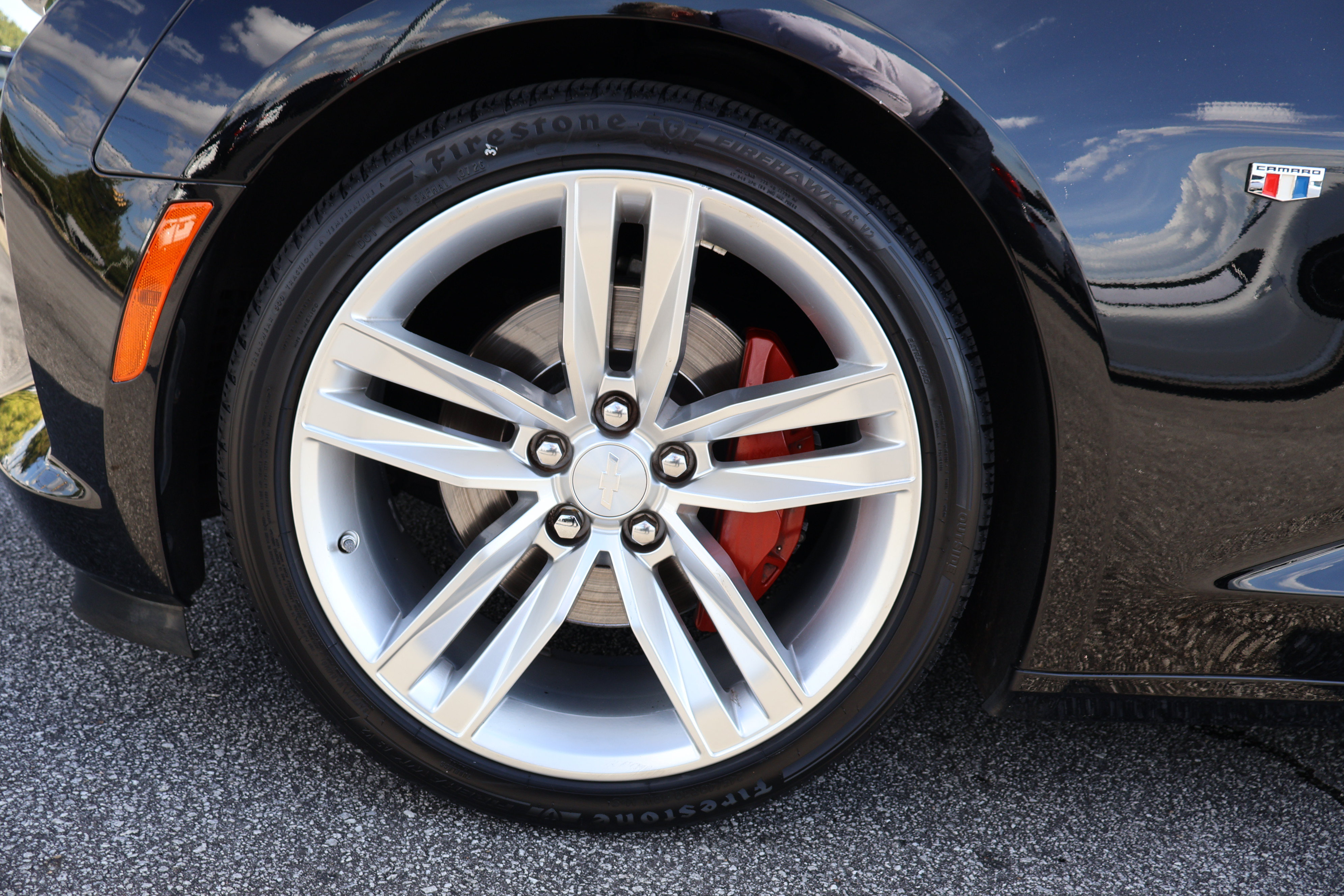 Used 2016 Chevrolet Camaro SS RWD image 9