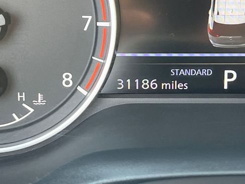 Used 2025 Nissan Rogue SV FWD image 42